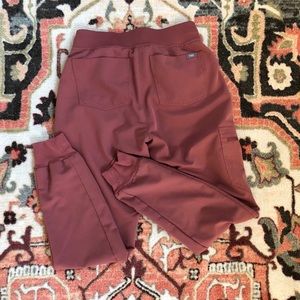 FIGS jogger scrub pants - Mauve